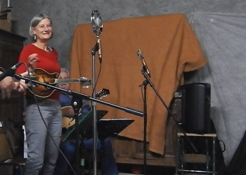 Oser, se lancer pour la première fois, le soutien des copains. - Jam Hall