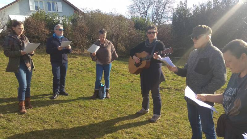 Dernière fois avec les paroles sur papier - Last time with the lyrics on the sheet. - Jam Hall
